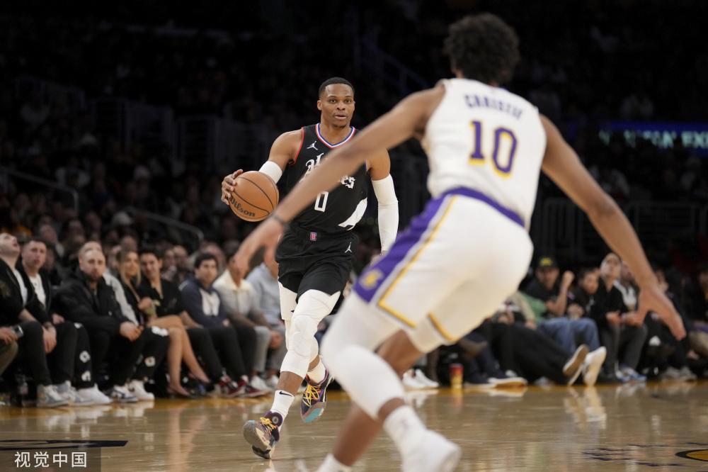 尤其在比赛 尤其在比赛