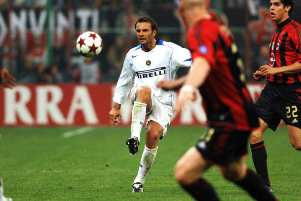 身份再度回 身份再度回